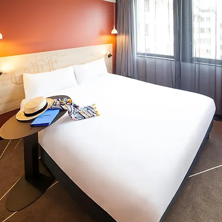 Hotel Ibis Styles Paris 16