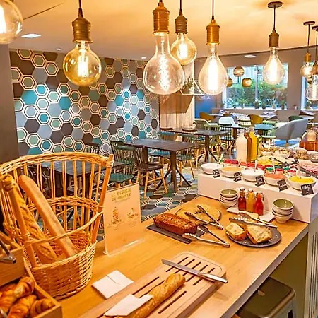 Отель Ibis Styles Paris 16 Булонь-Бийанкур