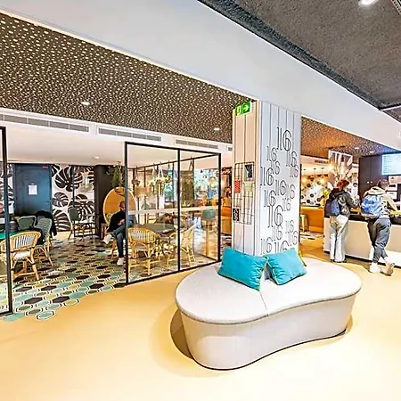 Отель Ibis Styles Paris 16 3*