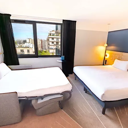 Ibis Styles Paris 16 Hotel 3*