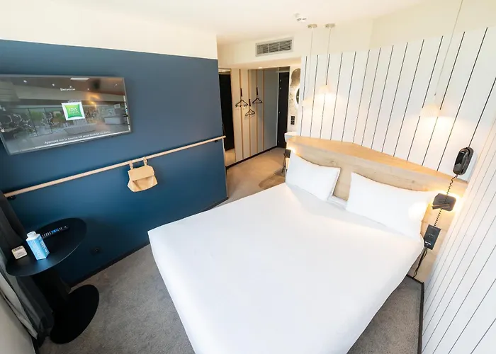Ibis Styles Paris 16 Hotel