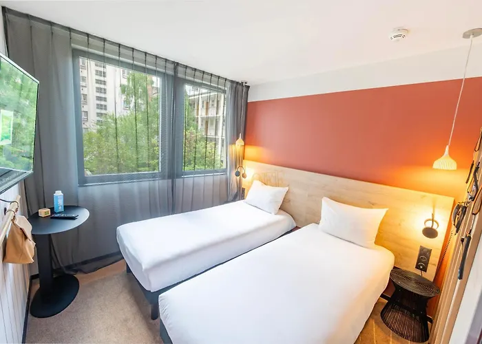 Ibis Styles Paris 16 Hotel