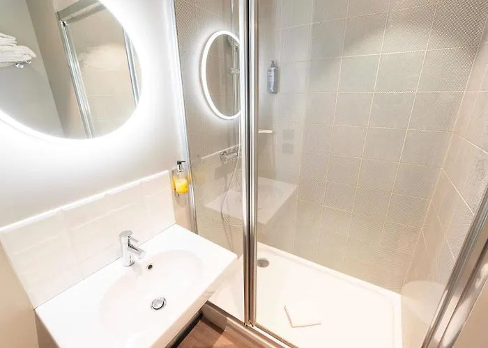 Ibis Styles Paris 16 Hotel