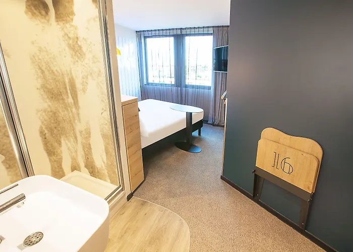 Hotel Ibis Styles Paris 16