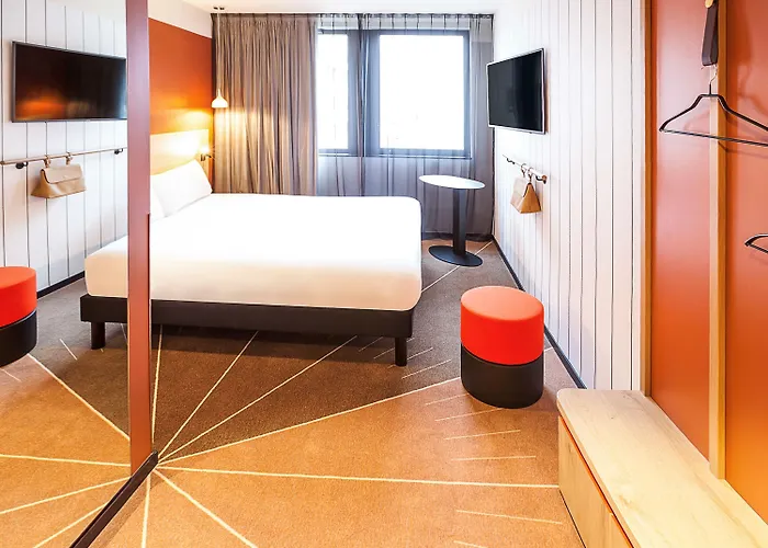 Ibis Styles Paris 16 Hotel