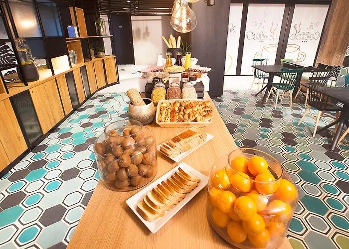 Ibis Styles Paris 16 3*