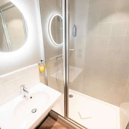 Ibis Styles Paris 16 3*