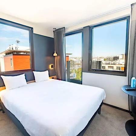 Ibis Styles Paris 16 Hotel